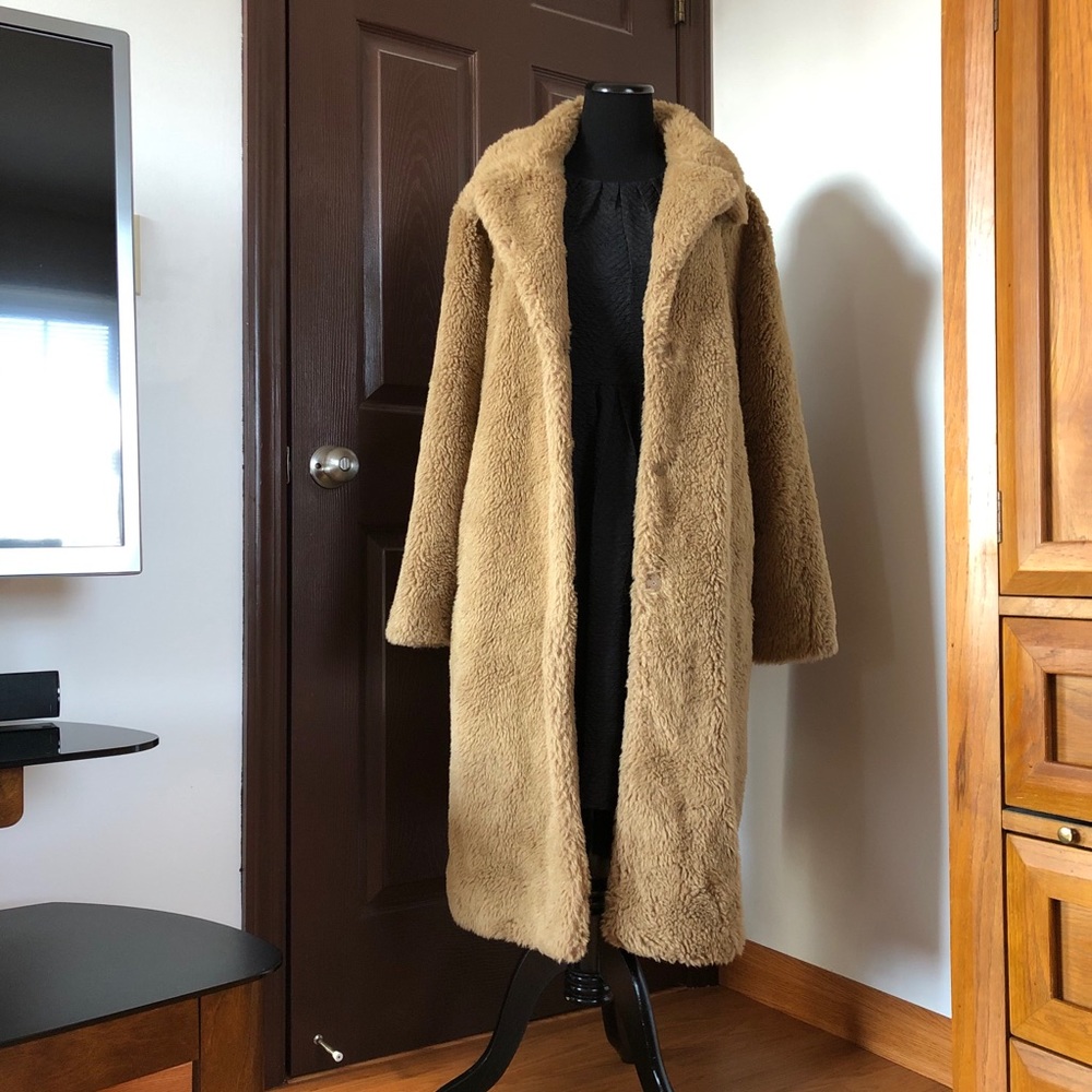 Zara long faux fur/ Sherpa/teddy coat size…